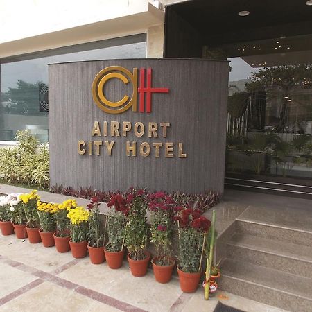 Airport City Hotel Calcutta  Esterno foto