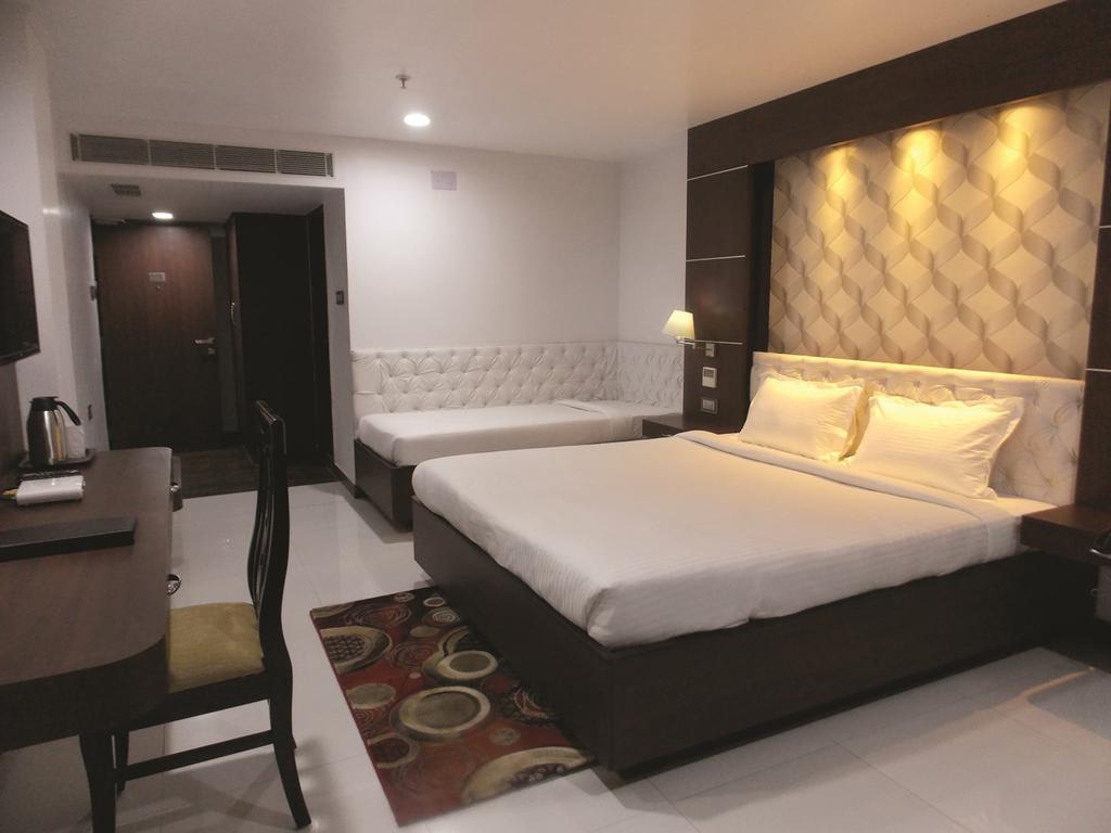 Airport City Hotel Calcutta  Camera foto