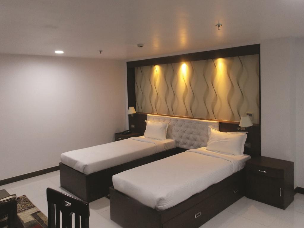 Airport City Hotel Calcutta  Camera foto