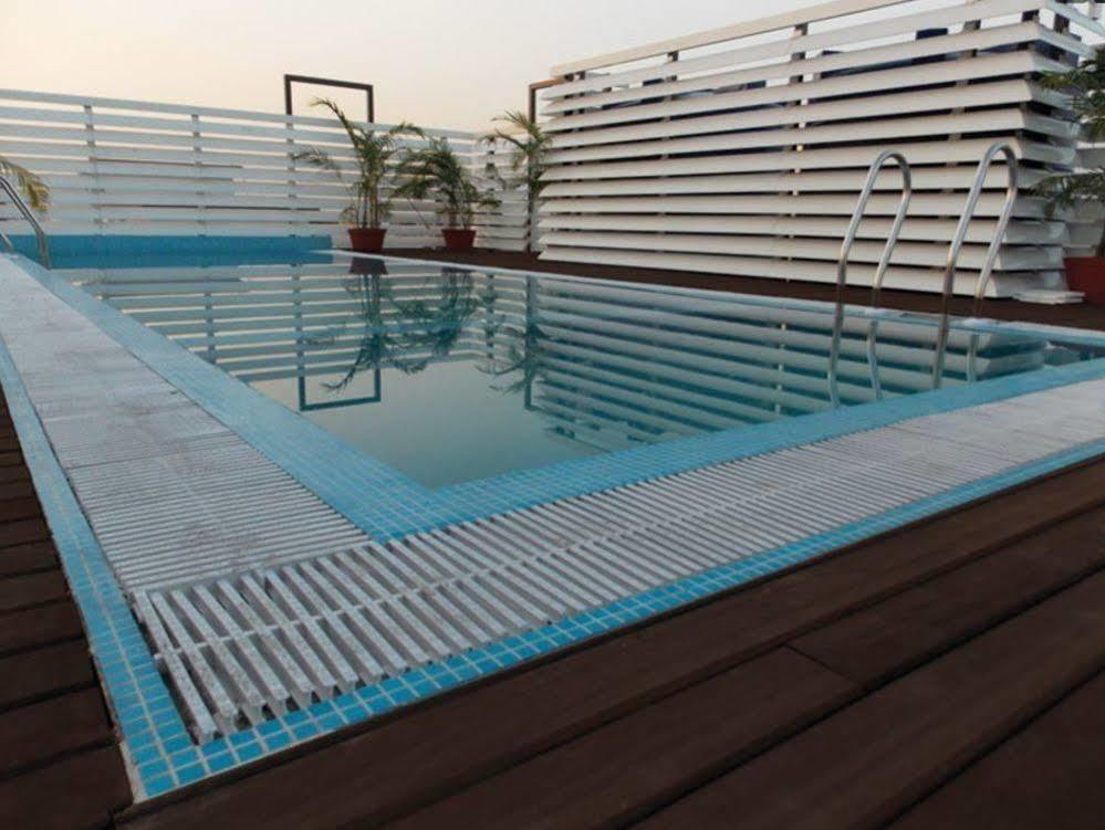 Airport City Hotel Calcutta  Esterno foto