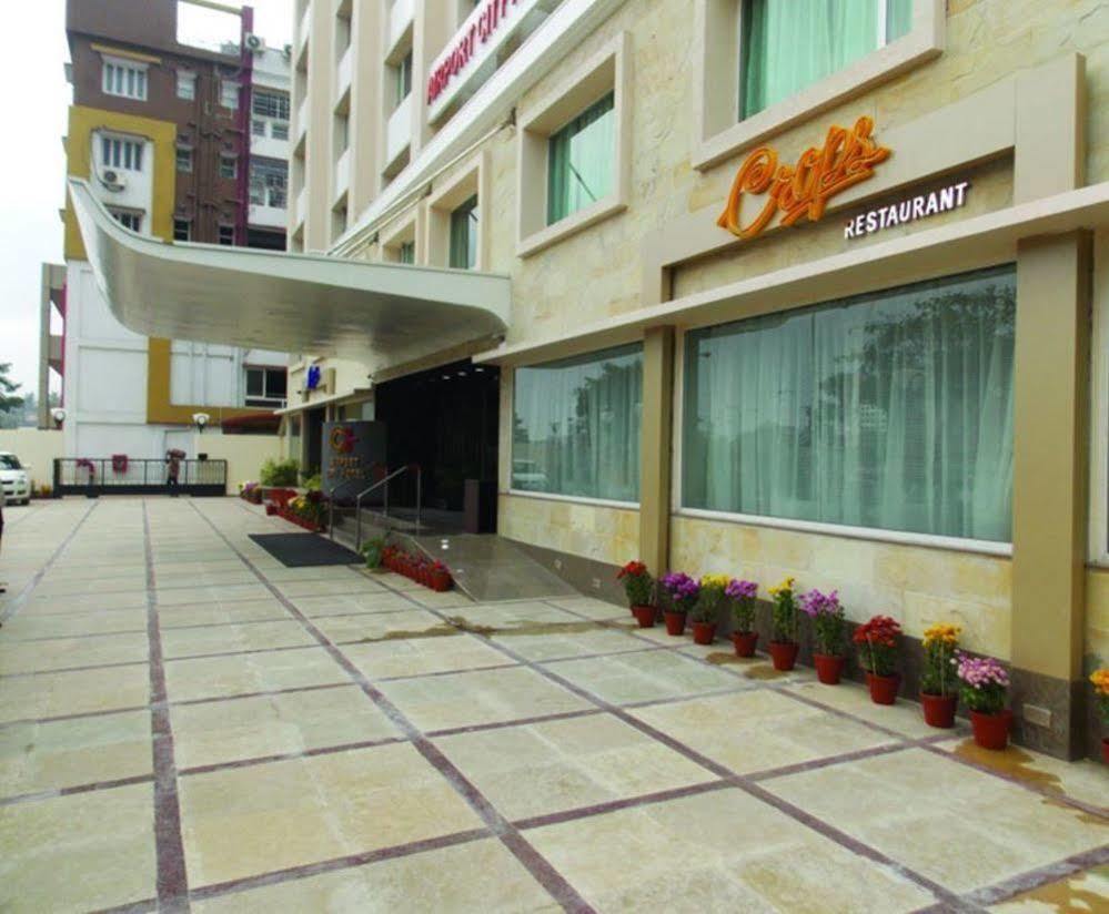 Airport City Hotel Calcutta  Esterno foto